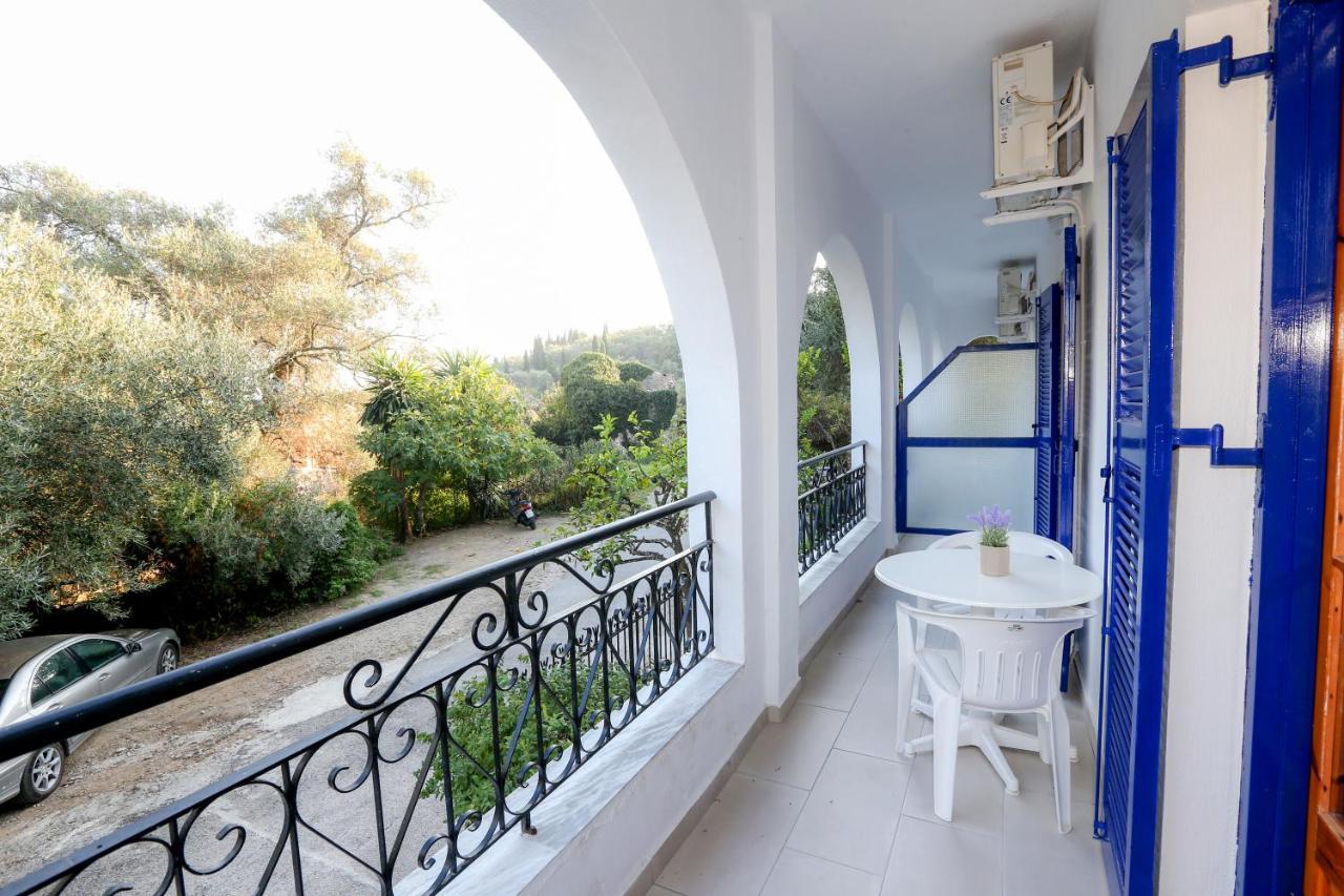 Athina Apartments Kato Korakiana Luaran gambar